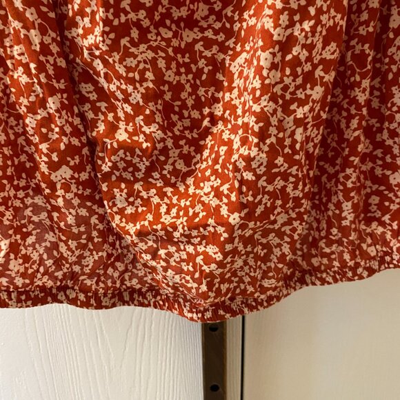 🧡 NWOT Old Navy Red Floral Print Top – Size 4X | Romantic Boho Style - Picture 3 of 7